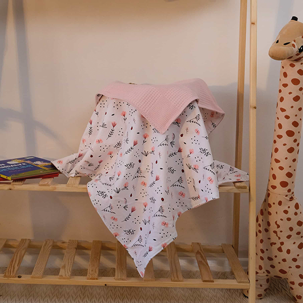 Pink Meadow Bebek Battaniyesi