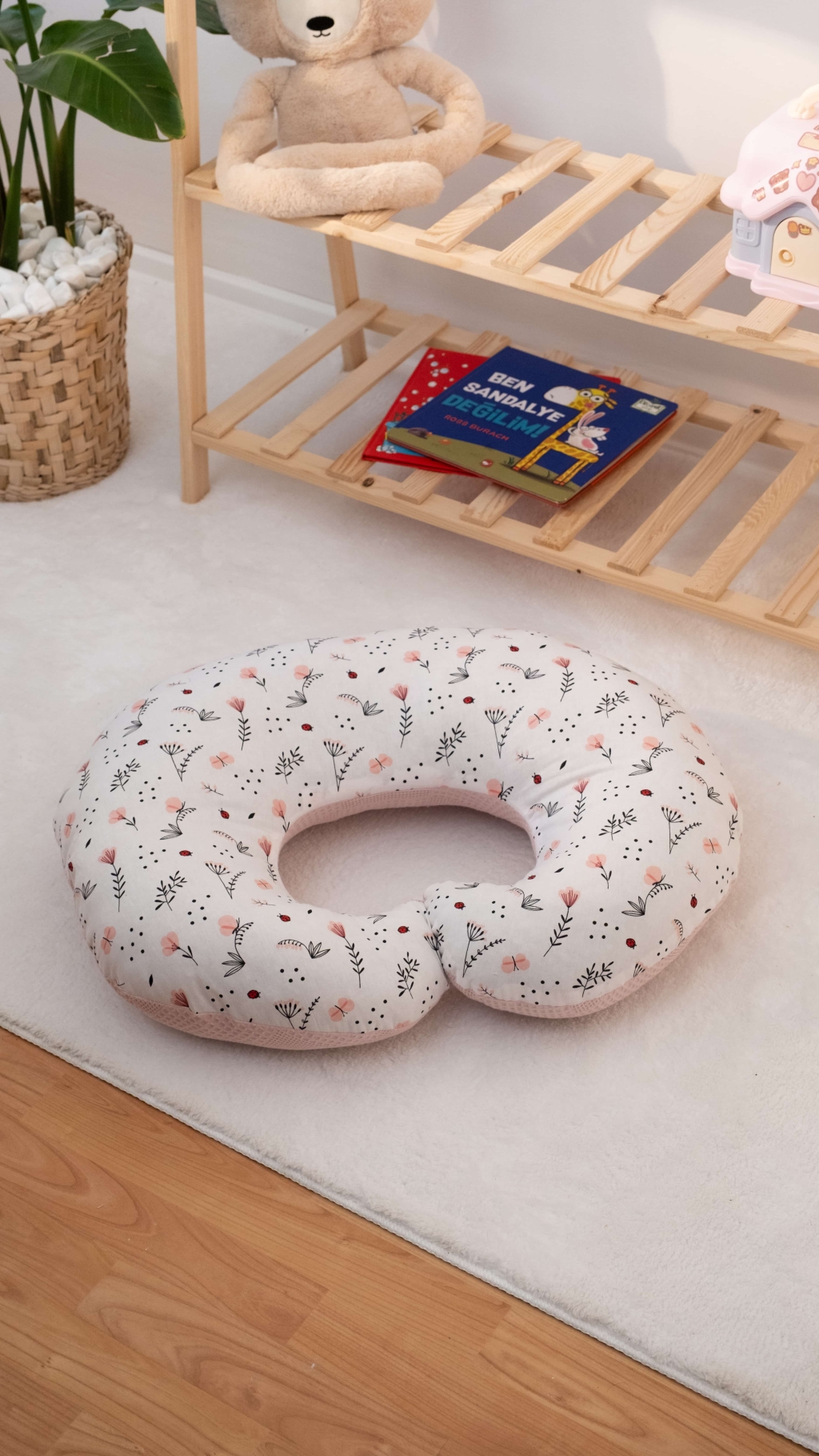 Pink Meadow Emzirme Minderi