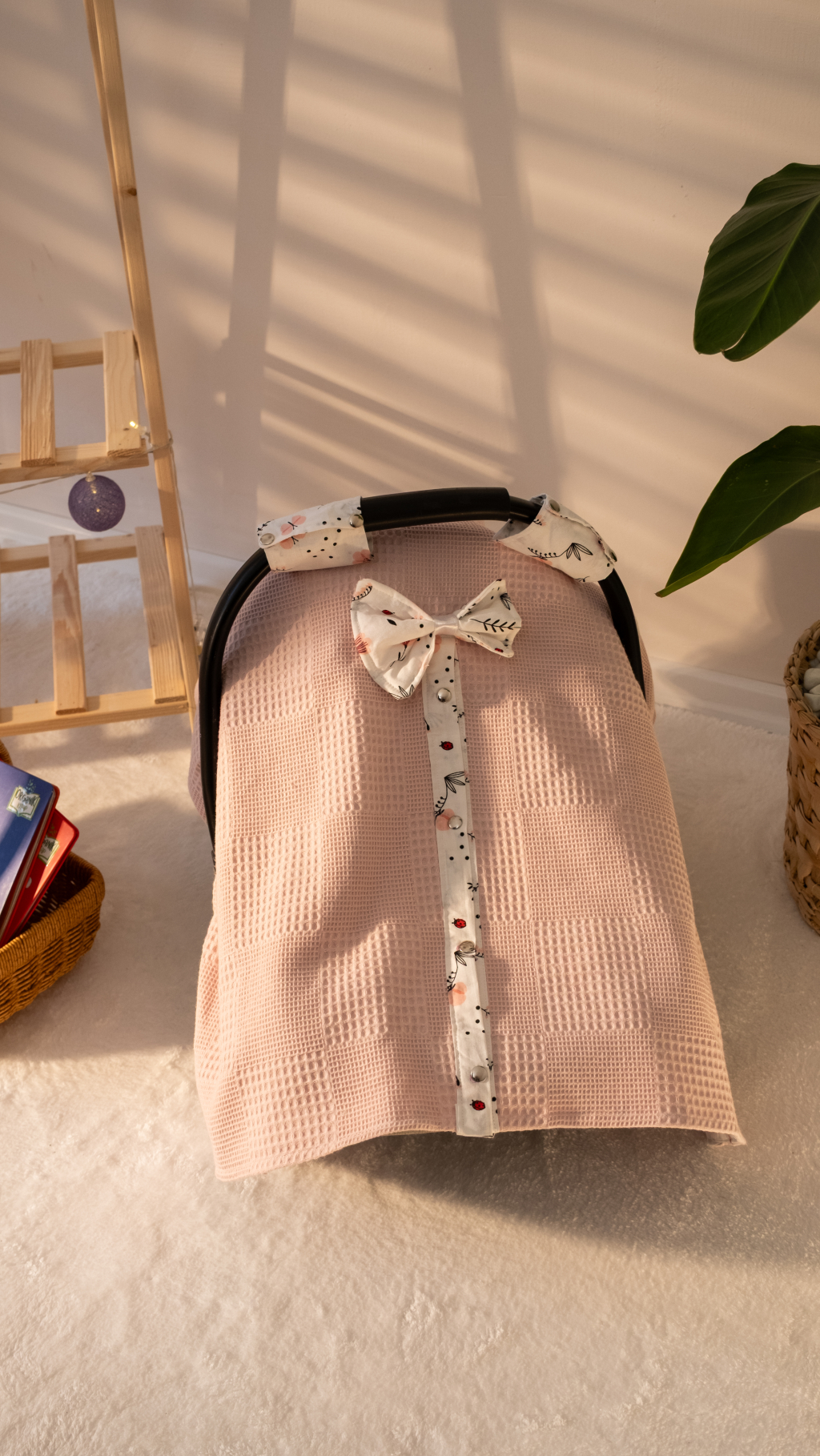 Pink Meadow Puset Örtüsü ve Minder