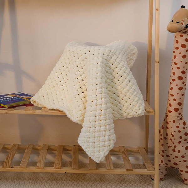 Snow Örgülü Bebek Battaniyesi